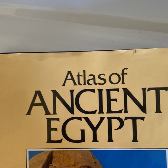 Atlas of Ancient Egypt Hardcover book - Picture 11 of 15